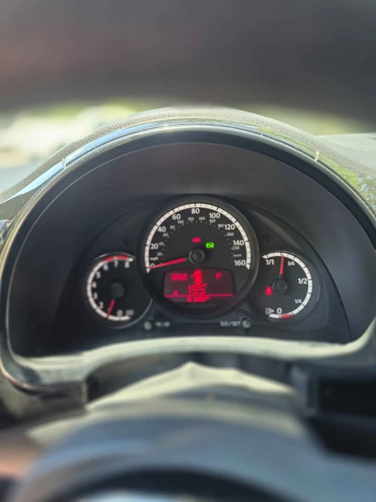2015 Volkswagen A5 Beetle - Image 9 of 10