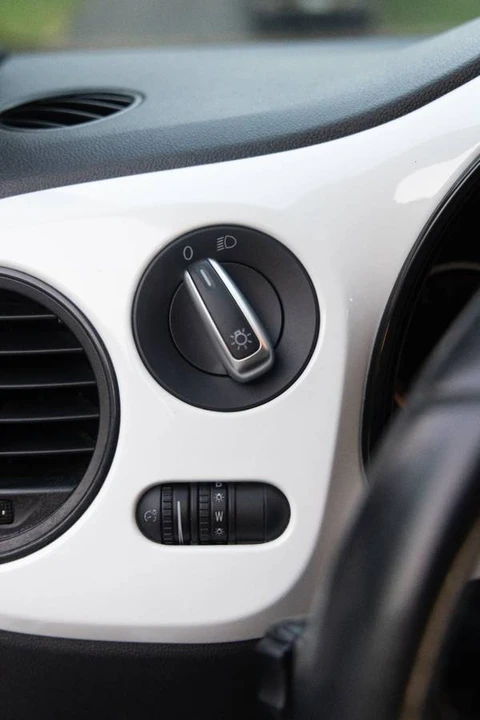 2015 Volkswagen A5 Beetle - Image 13 of 23