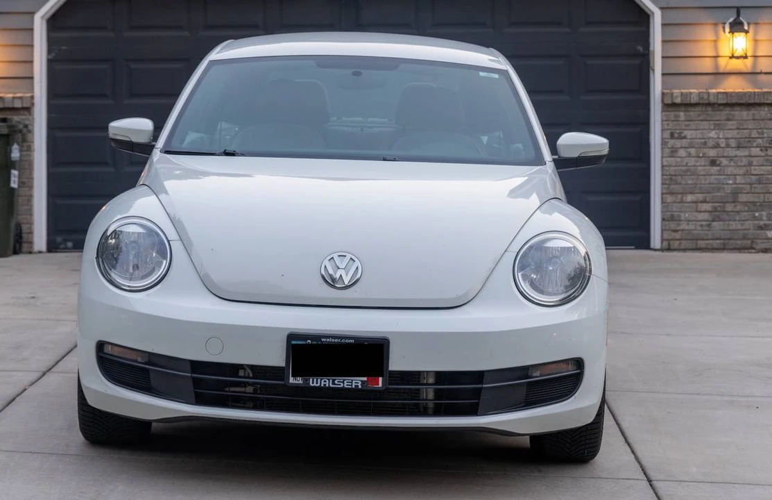 2015 Volkswagen A5 Beetle - Image 2 of 23