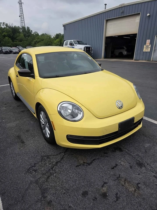 2015 Volkswagen A5 Beetle - Image 2 of 4