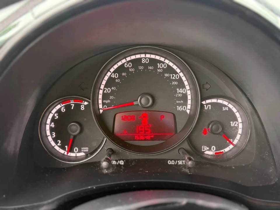 2015 Volkswagen A5 Beetle - Image 11 of 12