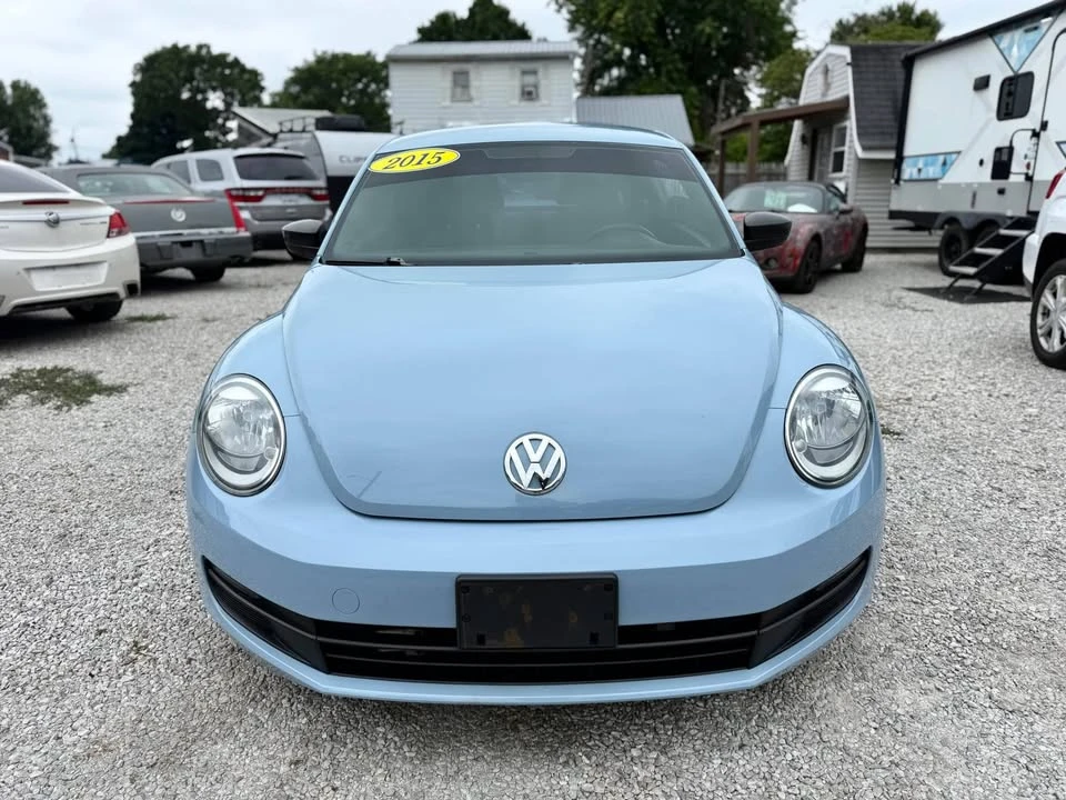 2015 Volkswagen A5 Beetle - Image 2 of 12