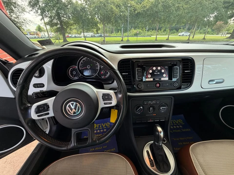 2015 Volkswagen A5 Beetle - Image 14 of 17