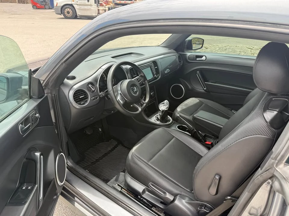 2015 Volkswagen A5 Beetle - Image 9 of 12