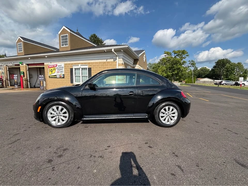 2015 Volkswagen A5 Beetle - Image 2 of 10