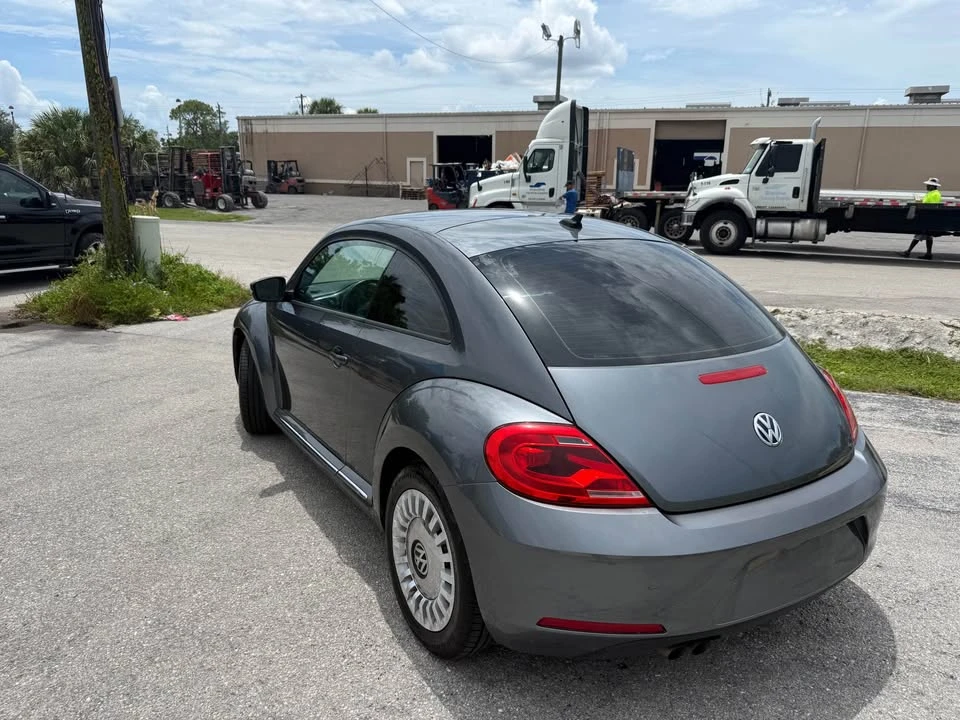 2015 Volkswagen A5 Beetle - Image 6 of 12