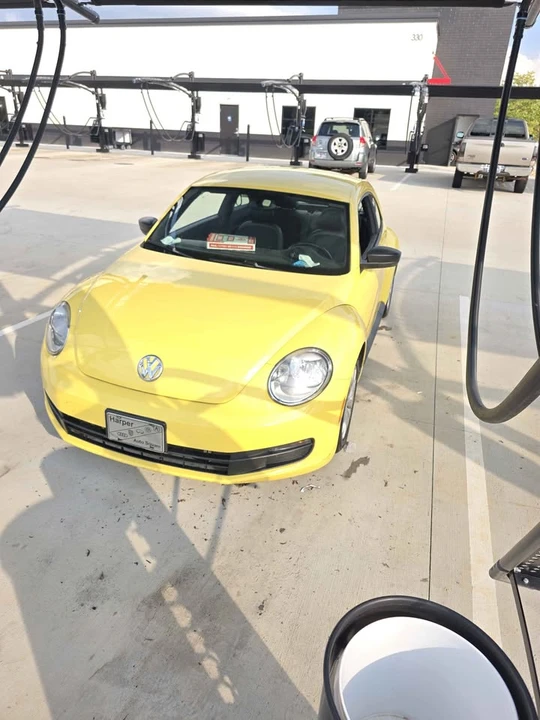 2015 Volkswagen A5 Beetle - Image 4 of 9