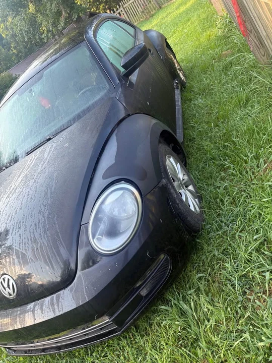 2015 Volkswagen A5 Beetle - Image 2 of 17