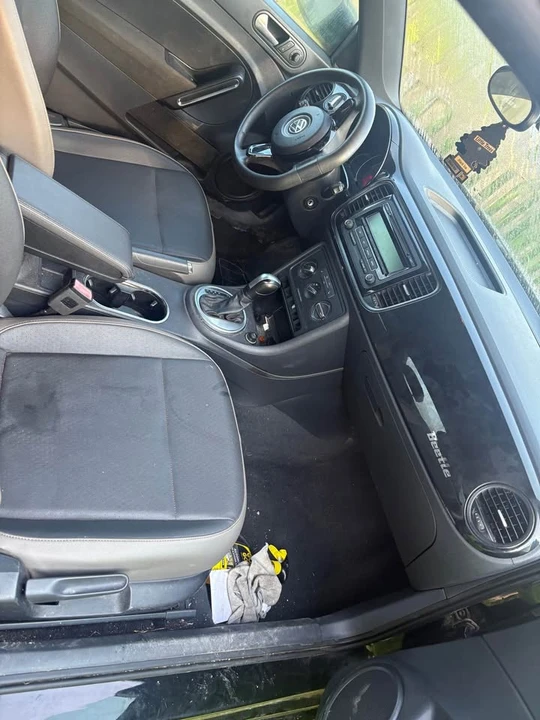 2015 Volkswagen A5 Beetle - Image 14 of 17