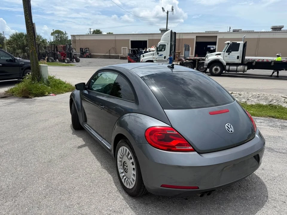 2015 Volkswagen A5 Beetle - Image 6 of 12