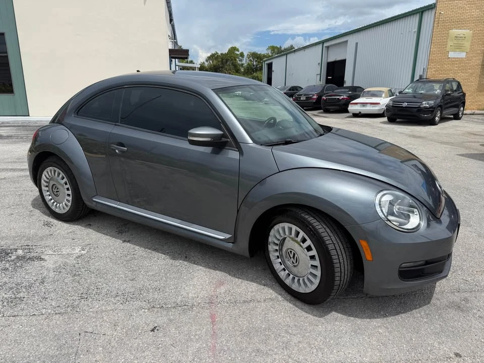 2015 Volkswagen A5 Beetle - Image 3 of 12