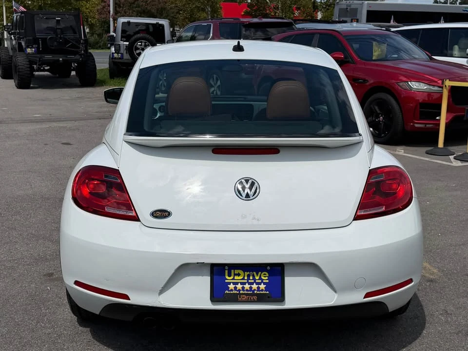 2015 Volkswagen A5 Beetle - Image 8 of 17