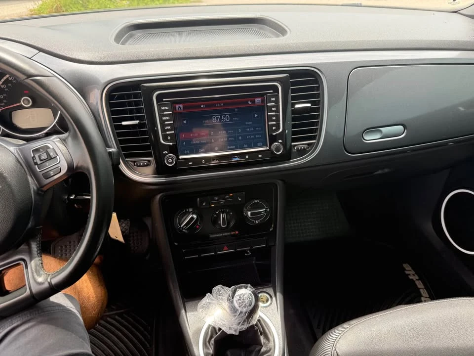 2015 Volkswagen A5 Beetle - Image 10 of 12