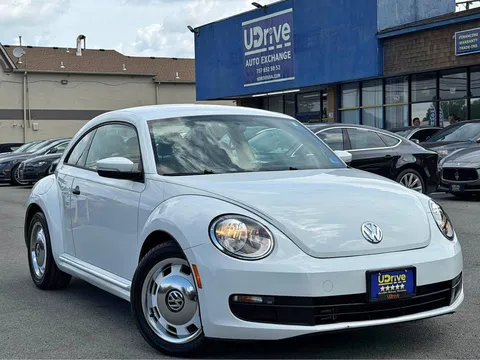 2015 Volkswagen Beetle 1.8T Classic Hatchback 2D