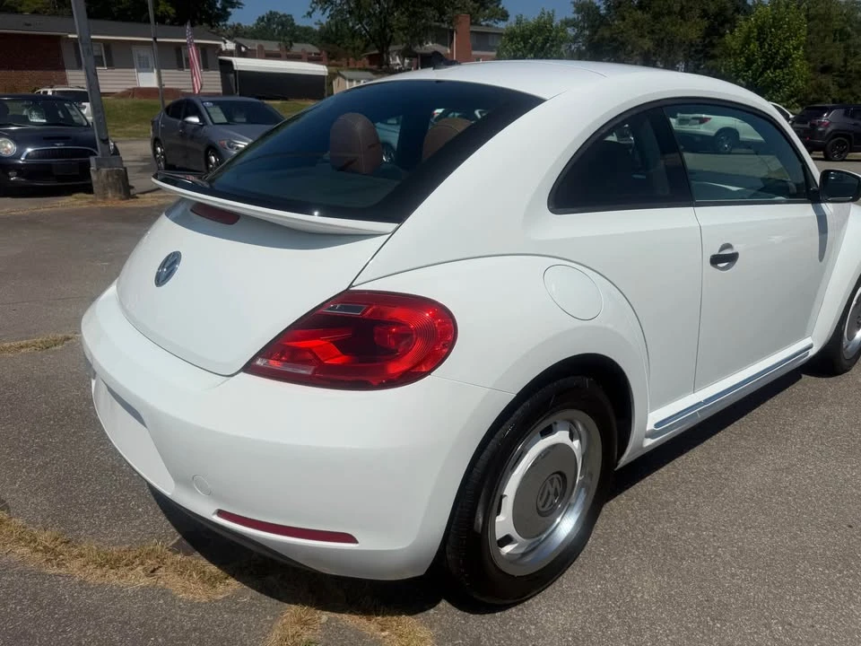 2015 Volkswagen A5 Beetle - Image 5 of 20