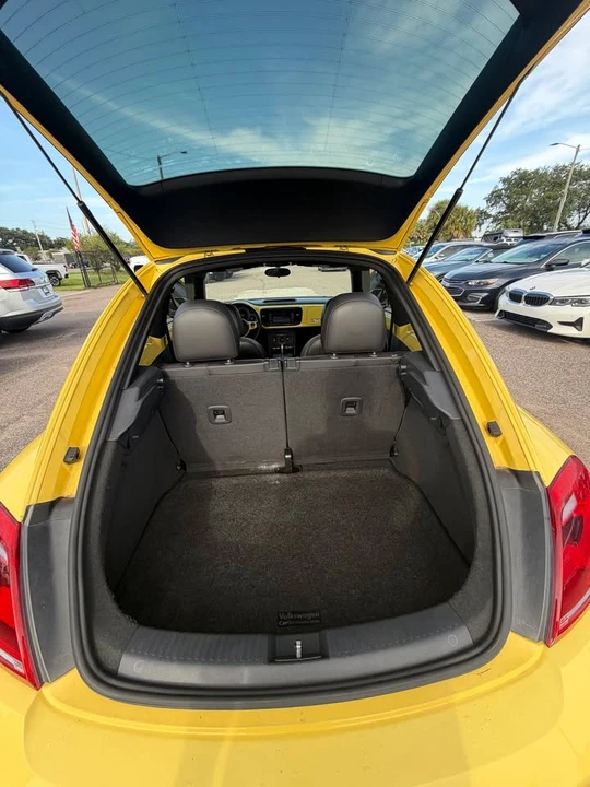 2015 Volkswagen A5 Beetle - Image 5 of 10