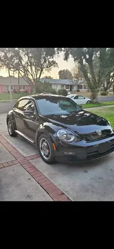 2015 Volkswagen Beetle 1.8T Classic Hatchback 2D