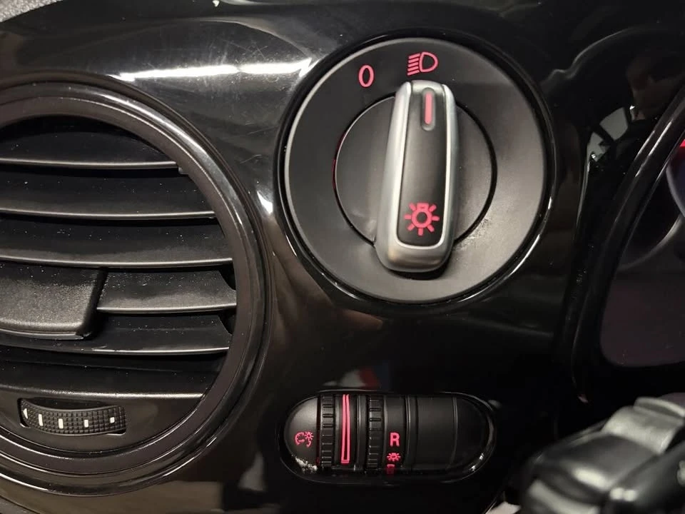 2015 Volkswagen A5 Beetle - Image 12 of 20