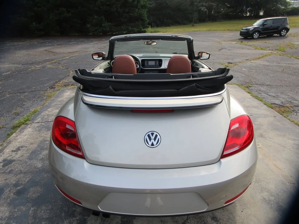 2015 Volkswagen A5 Beetle - Image 19 of 20