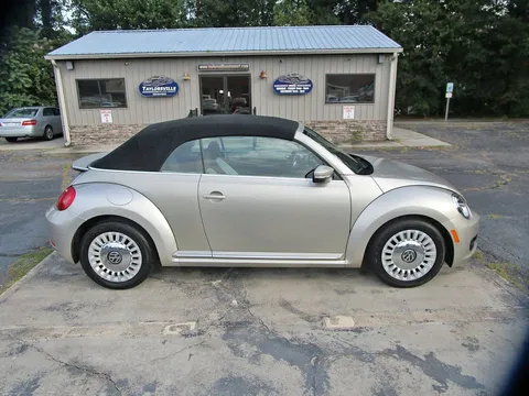 2015 Volkswagen Beetle 1.8T Classic PZEV