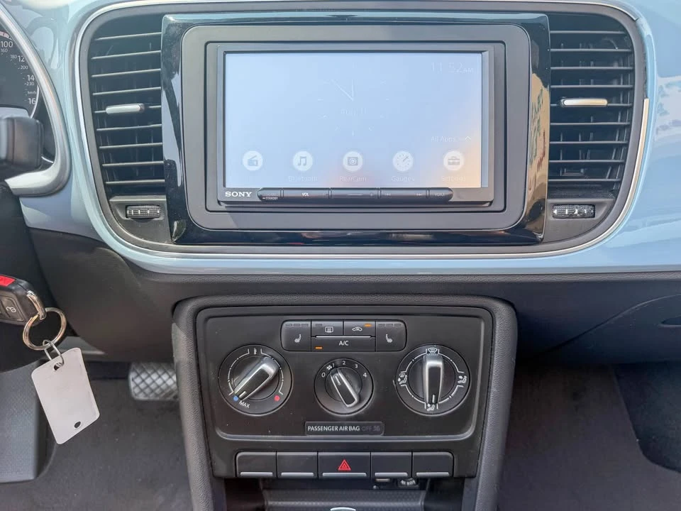 2015 Volkswagen A5 Beetle - Image 10 of 20