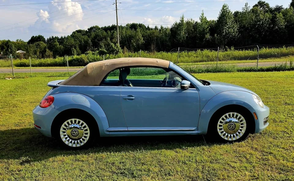 2015 Volkswagen A5 Beetle - Image 4 of 11