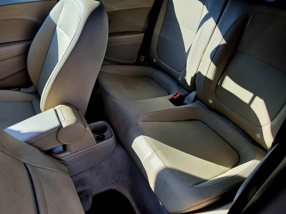 2015 Volkswagen A5 Beetle - Image 8 of 11