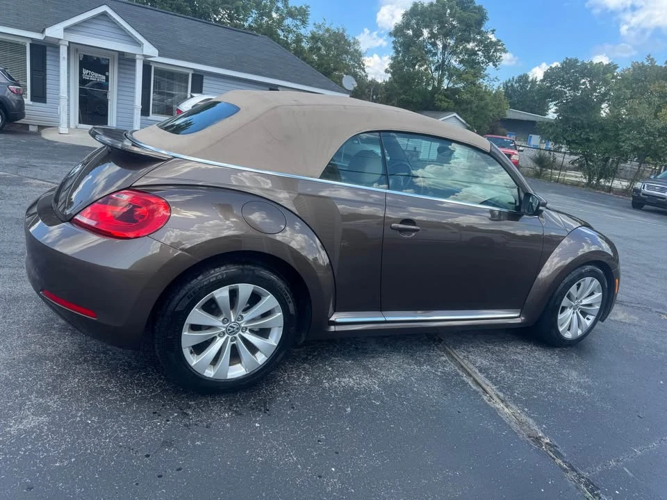 2015 Volkswagen A5 Beetle - Image 2 of 9