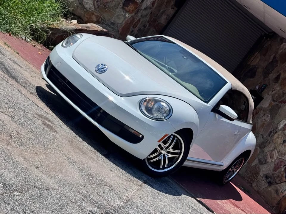 2015 Volkswagen A5 Beetle - Image 12 of 19