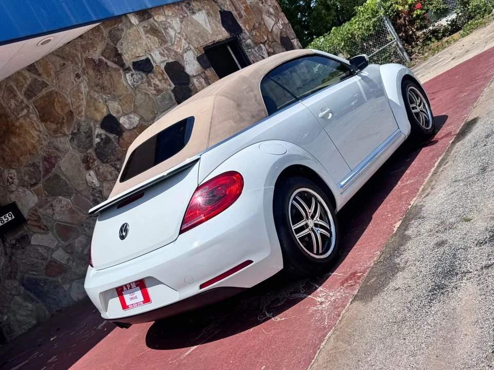 2015 Volkswagen A5 Beetle - Image 14 of 19