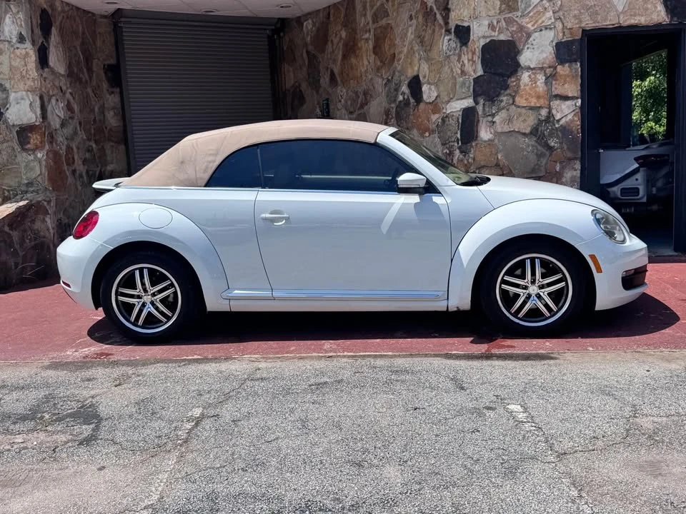 2015 Volkswagen A5 Beetle - Image 13 of 19