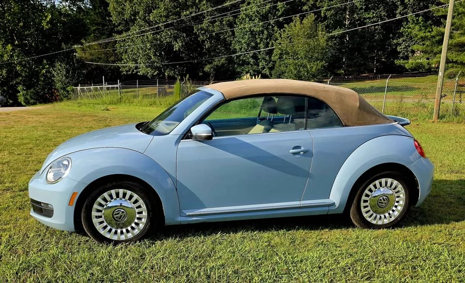 2015 Volkswagen A5 Beetle - Image 3 of 11