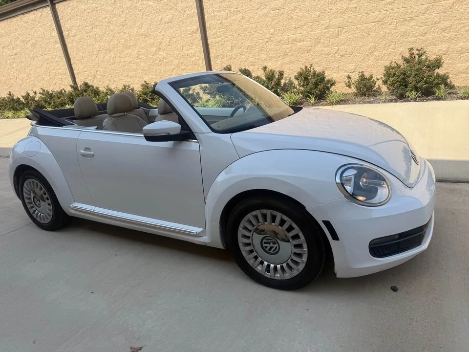 2015 Volkswagen A5 Beetle - Image 10 of 13