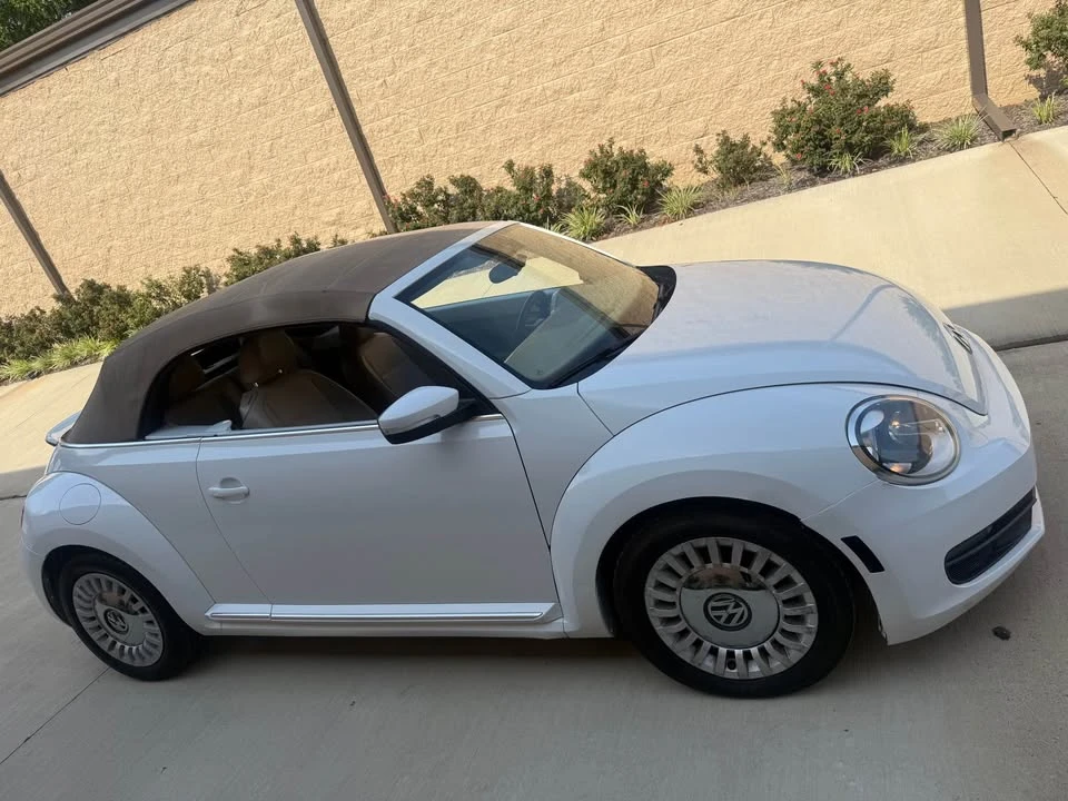 2015 Volkswagen A5 Beetle - Image 8 of 13