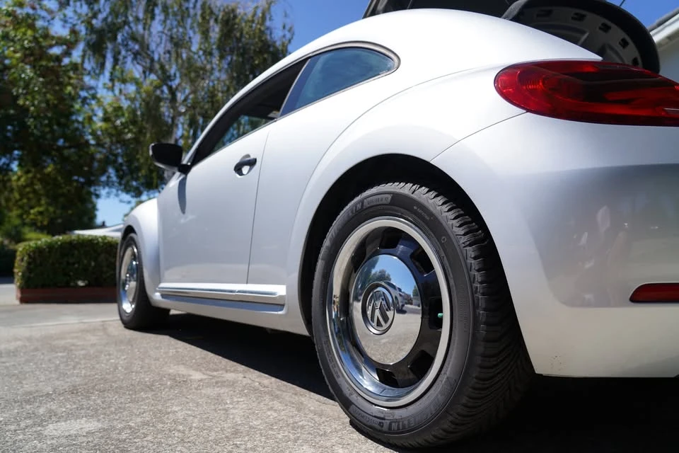 2015 Volkswagen A5 Beetle - Image 5 of 20