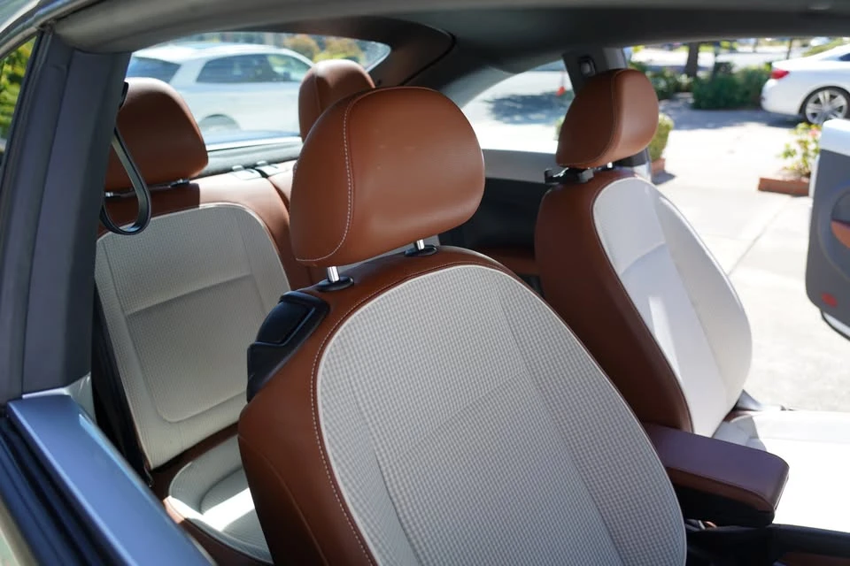 2015 Volkswagen A5 Beetle - Image 6 of 20