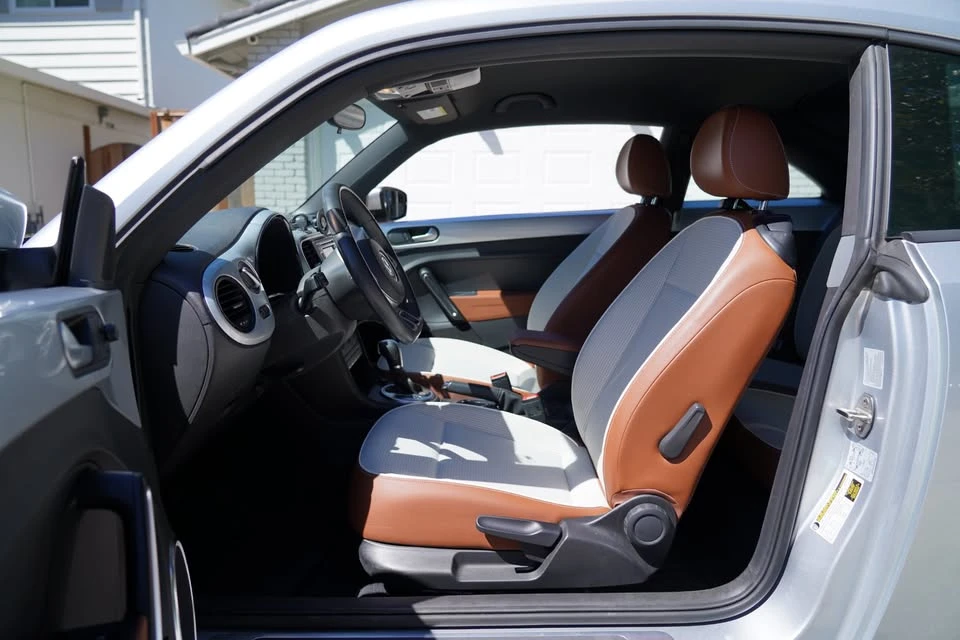 2015 Volkswagen A5 Beetle - Image 17 of 20