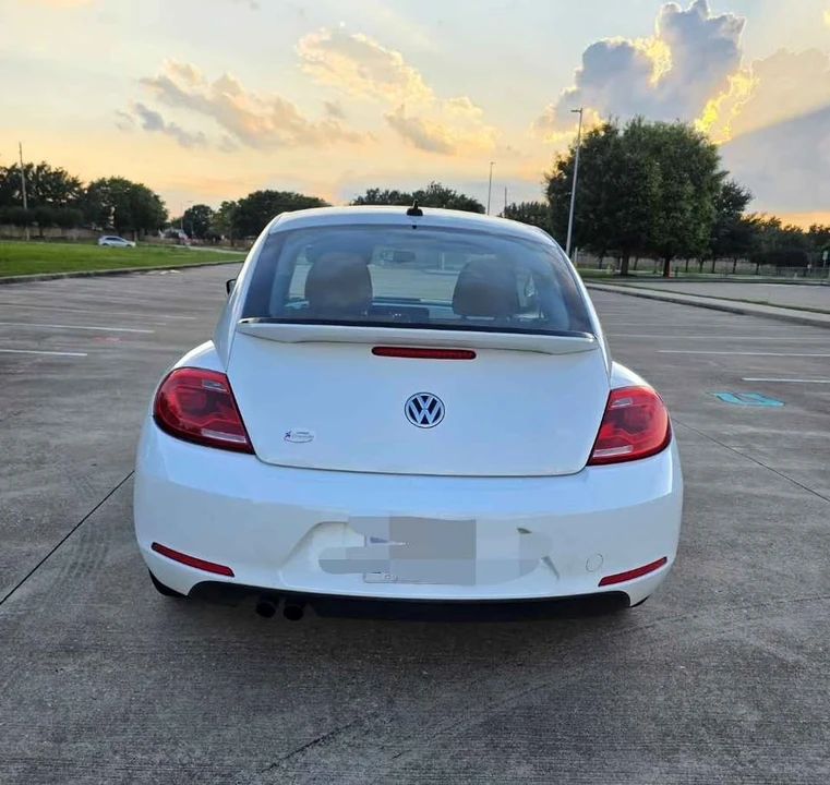2015 Volkswagen A5 Beetle - Image 4 of 11