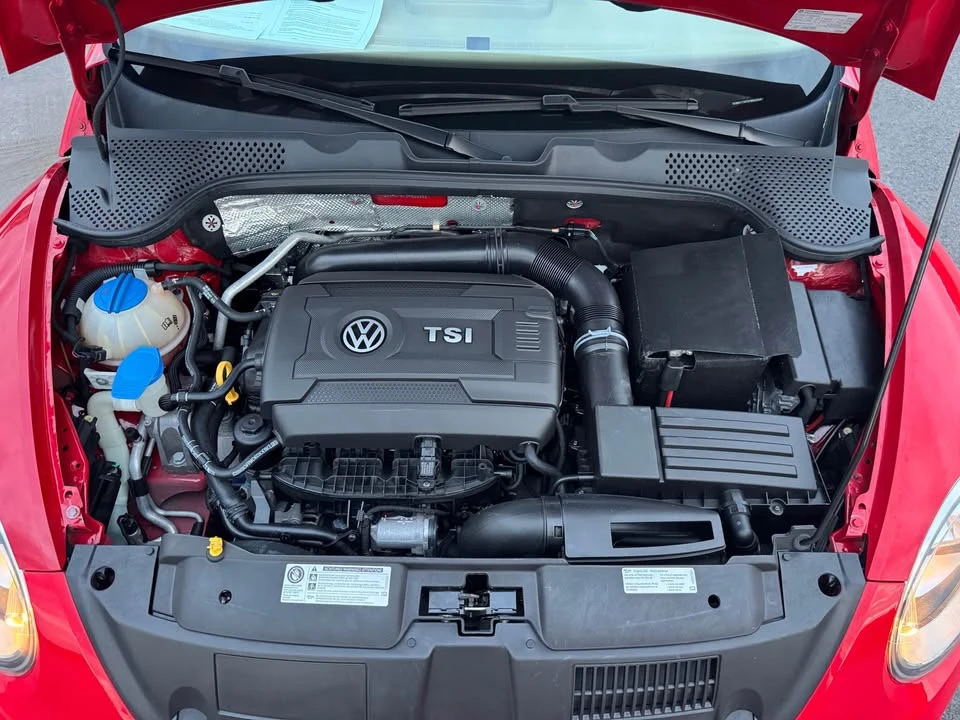 2015 Volkswagen A5 Beetle - Image 8 of 19