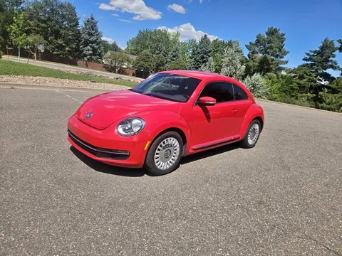 2015 Volkswagen Beetle 1.8T Hatchback 2D