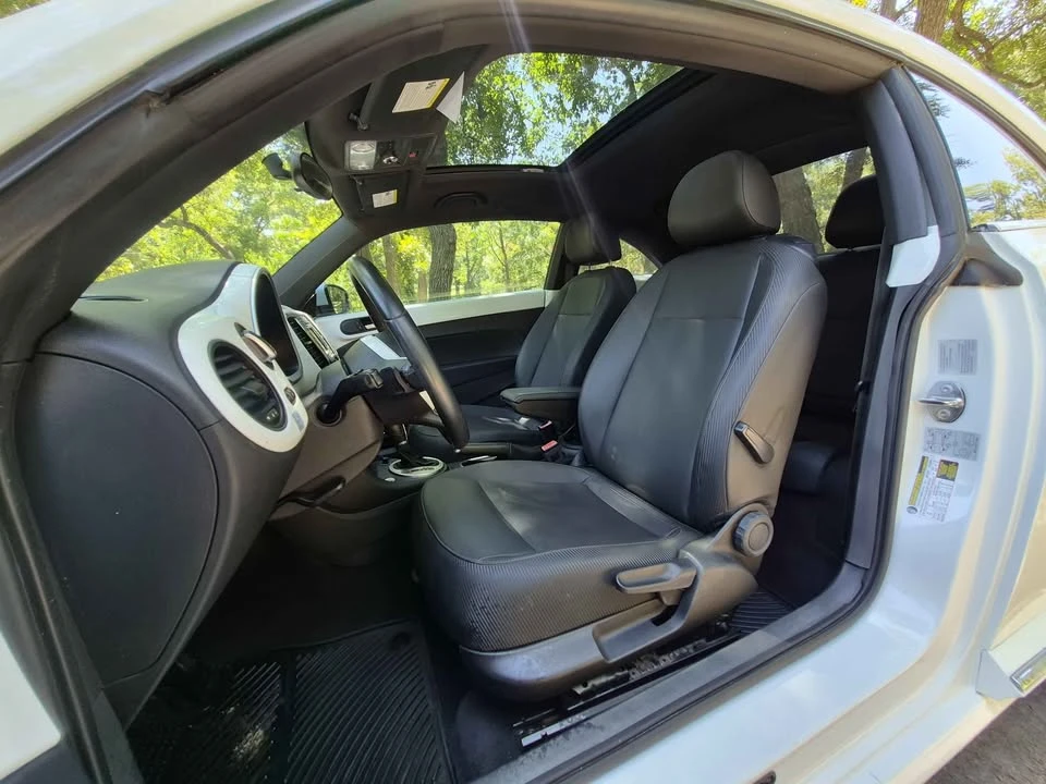 2015 Volkswagen A5 Beetle - Image 7 of 16