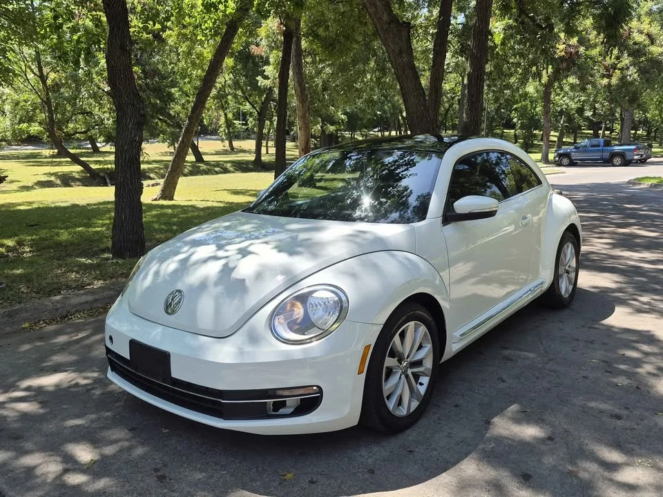 2015 Volkswagen A5 Beetle - Image 6 of 16