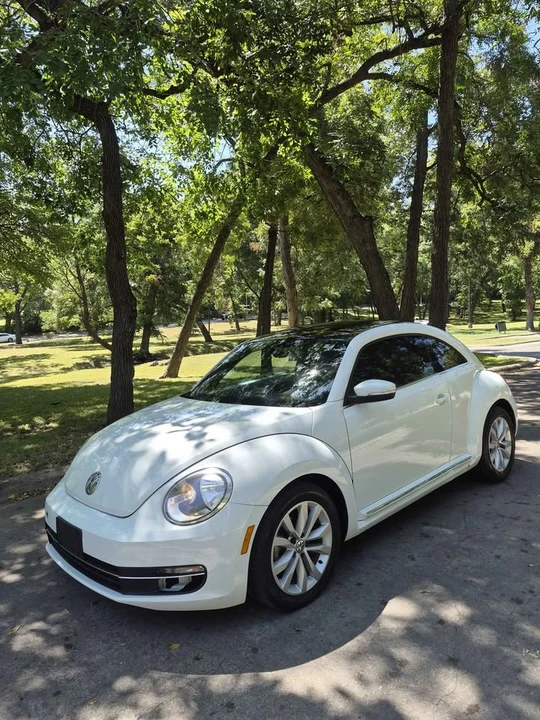 2015 Volkswagen A5 Beetle - Image 3 of 16