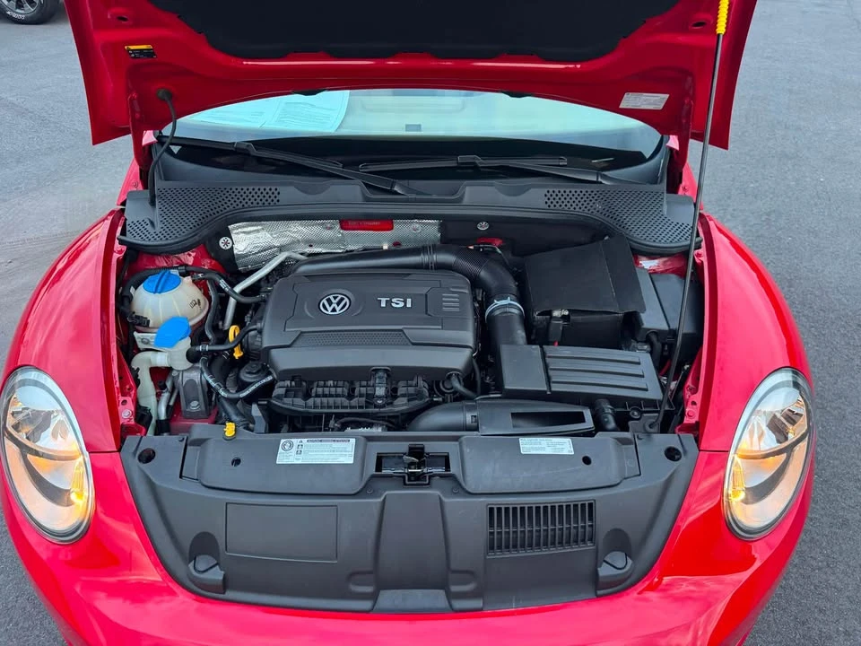 2015 Volkswagen A5 Beetle - Image 11 of 16