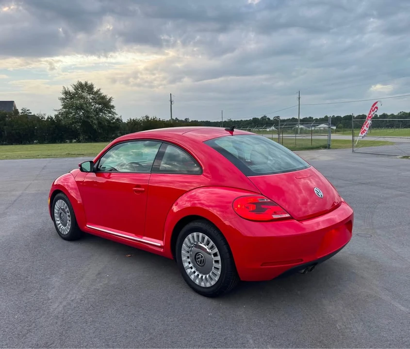 2015 Volkswagen A5 Beetle - Image 2 of 16
