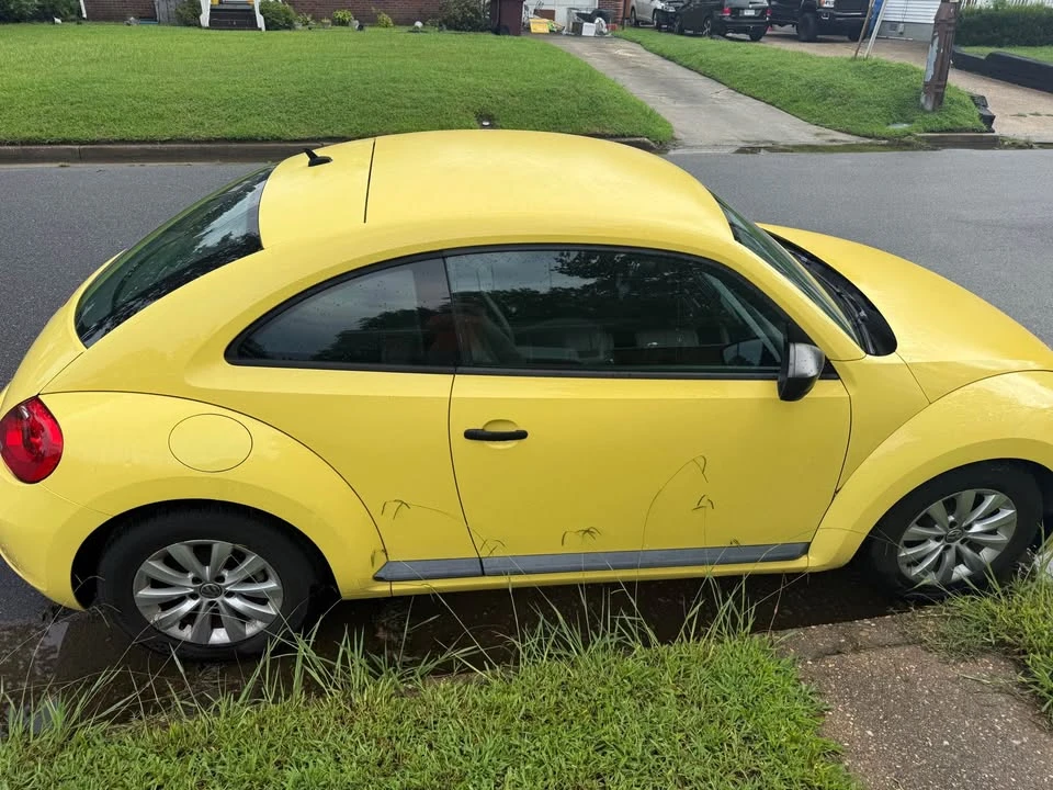 2015 Volkswagen A5 Beetle - Image 5 of 16