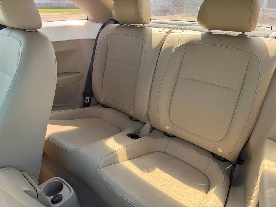 2015 Volkswagen A5 Beetle - Image 3 of 4