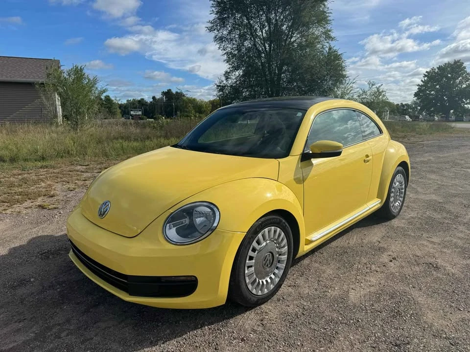 2015 Volkswagen A5 Beetle - Image 2 of 6