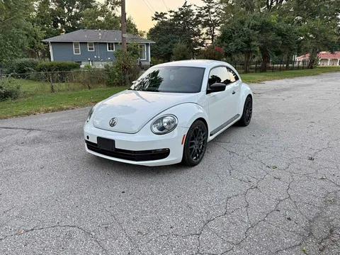 2015 Volkswagen Beetle 1.8T Hatchback 2D