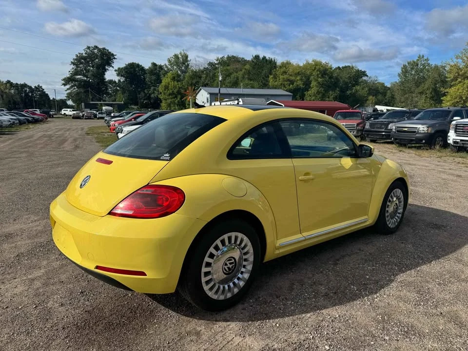 2015 Volkswagen A5 Beetle - Image 4 of 6